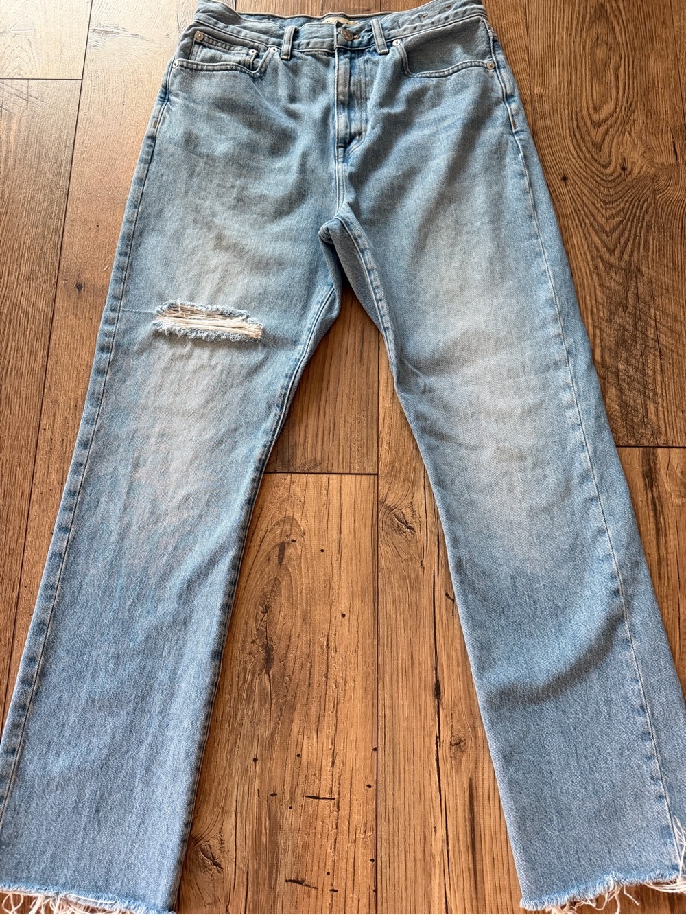 Madewell '90s Straight Leg Jeans - Light Wash Distressed - Size 28 EUC